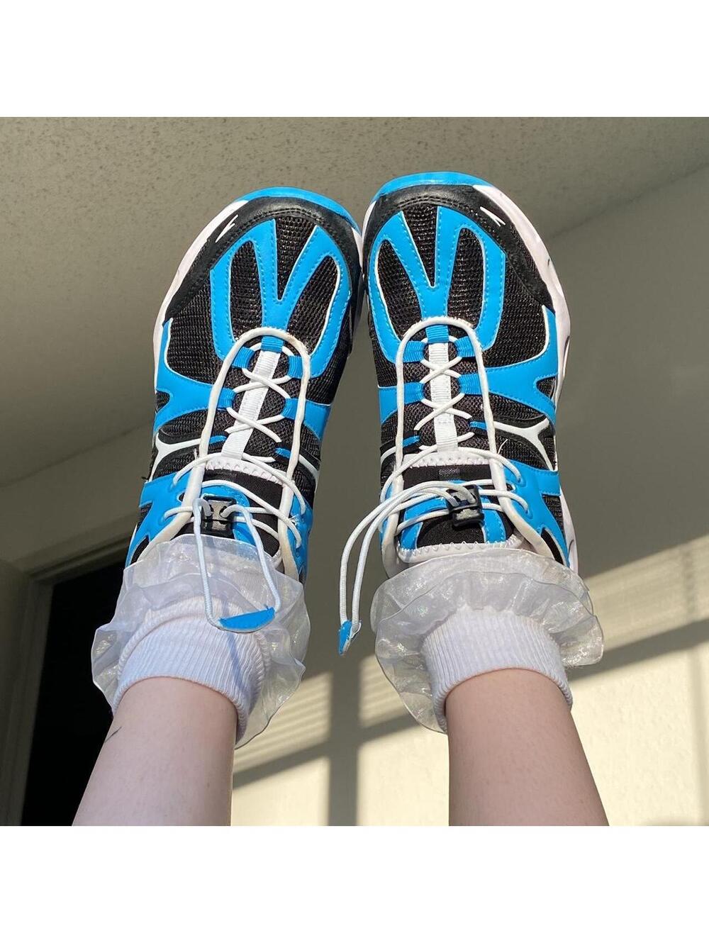 Super cute blue, black and white Speedo hydro comfort tennis shoes